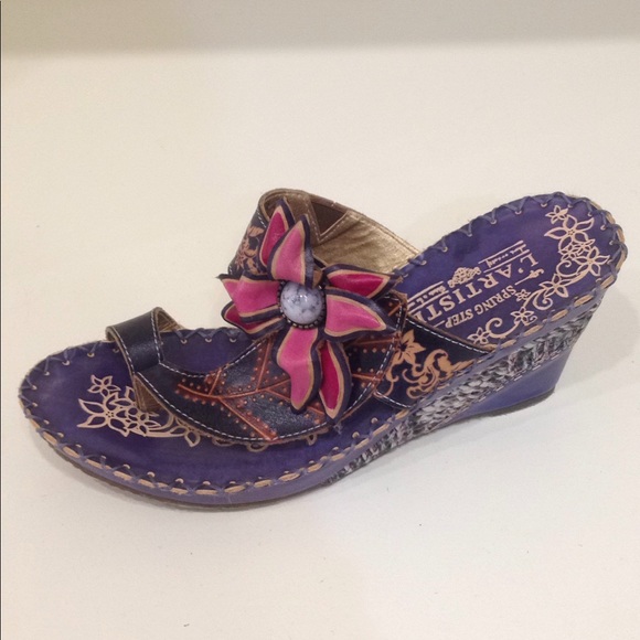 L Artiste Purple Blue Tooled Leather Wedge Sandal - Picture 1 of 1